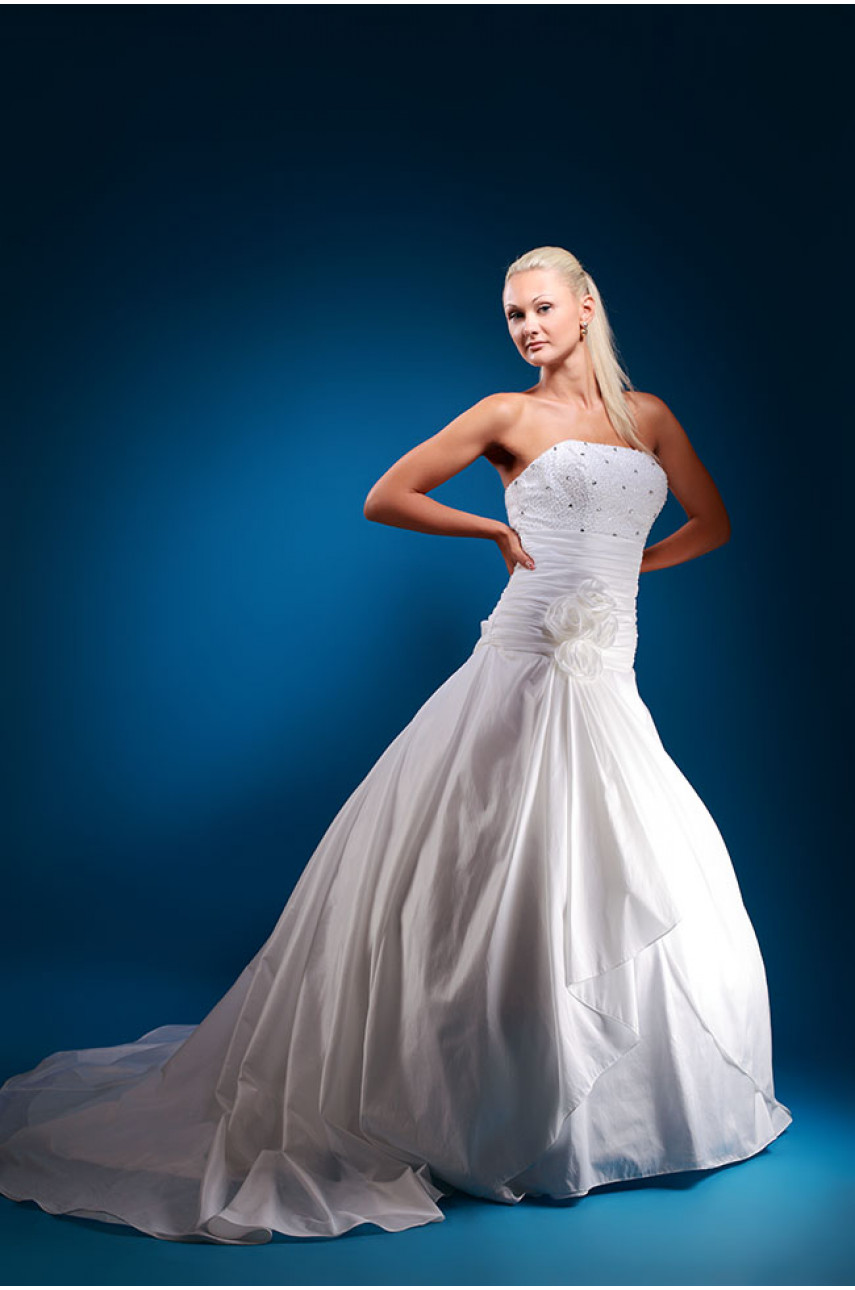 Свадебное платье модель 1051Б