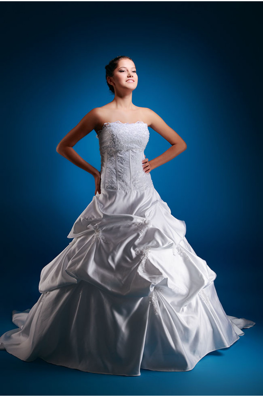 Свадебное платье модель 1052Б